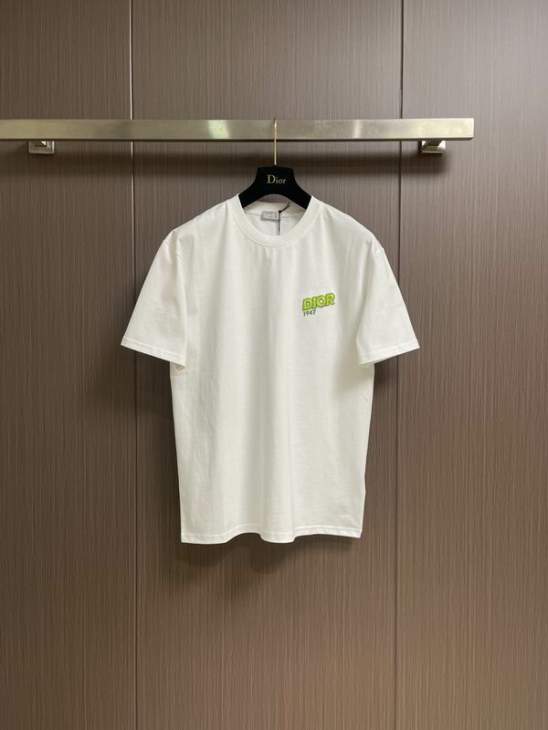 Picture of Dior T Shirts Short _SKUDiorS-2XLtltx8215970